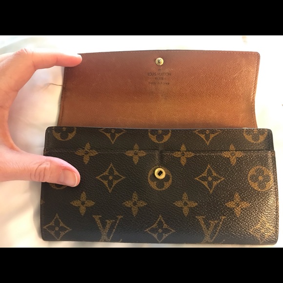 Louis Vuitton Monogram Portefeuille Wallet - Picture 3 of 9